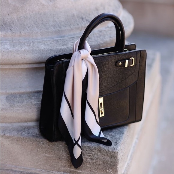 Art French Dots silk scarf - Picture 6 of 6